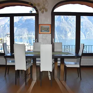 Apartment Lakeside