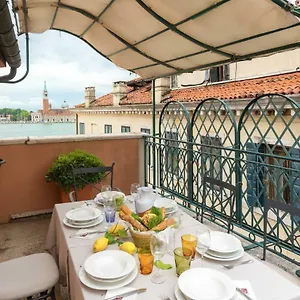 ca-riva-san-marco.hotelslidodijesolo.com/